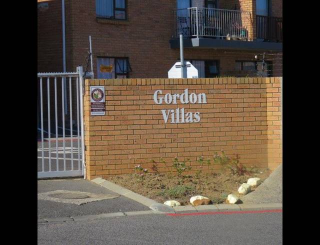 2 BEDROOM APARTMENT RENTED IN SEA BREEZE